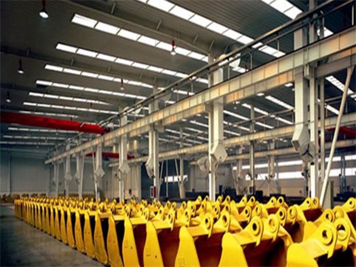 衢州徐工集团挖掘机装配车间